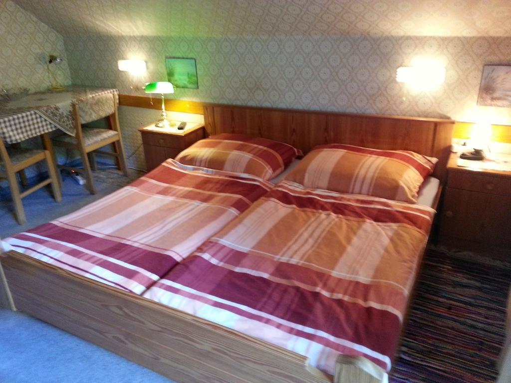 Haus Ellmaustein Bed and Breakfast Fuschl am See Pokój zdjęcie